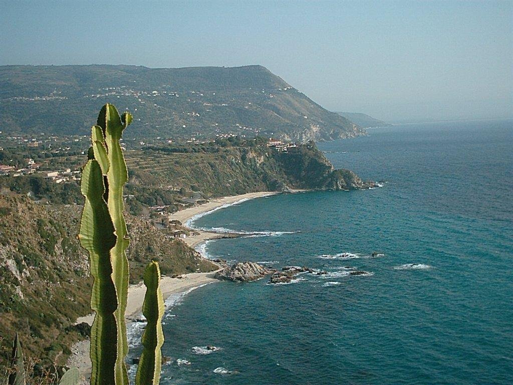 Capo Vaticano by Michael Kiesl...