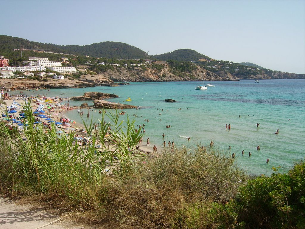 Cala tarida by ericandrea