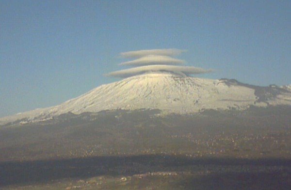 Etna with clouds"hat" by maurizio71