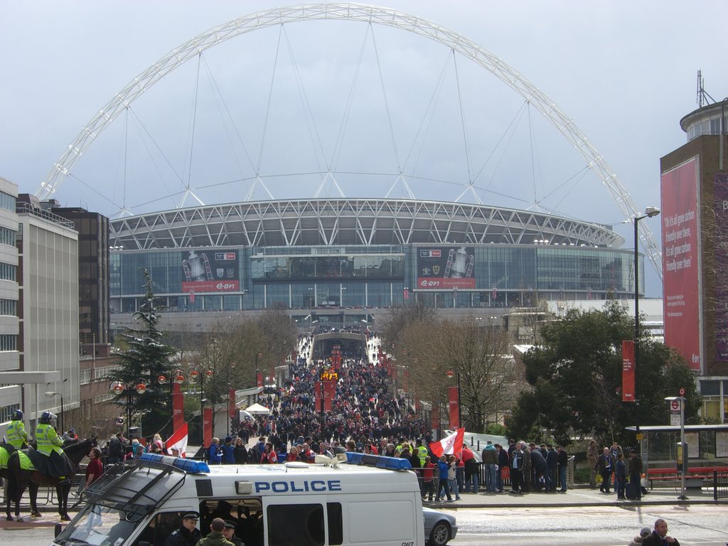 Wembley F.A. Cup Semi Final. Barnsley v Cardiff 2008 by spitnot