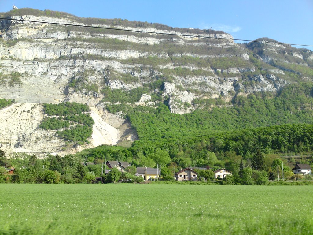 Étrembières, France by www.cri.ch -- Christ…