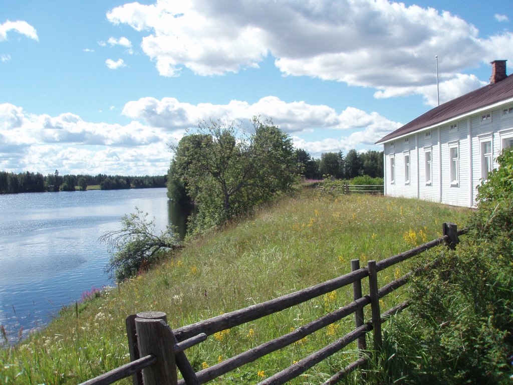 Lamminaho House by Mikko Helasvuo