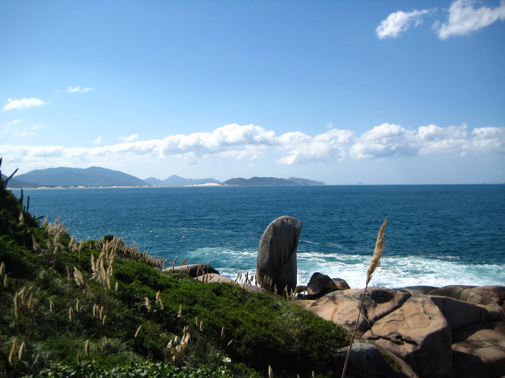 Pedra Fincada - Ilha do Campeche by Jeferson Felix