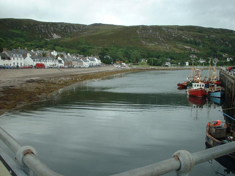 Ullapool Harbour by Ligularian