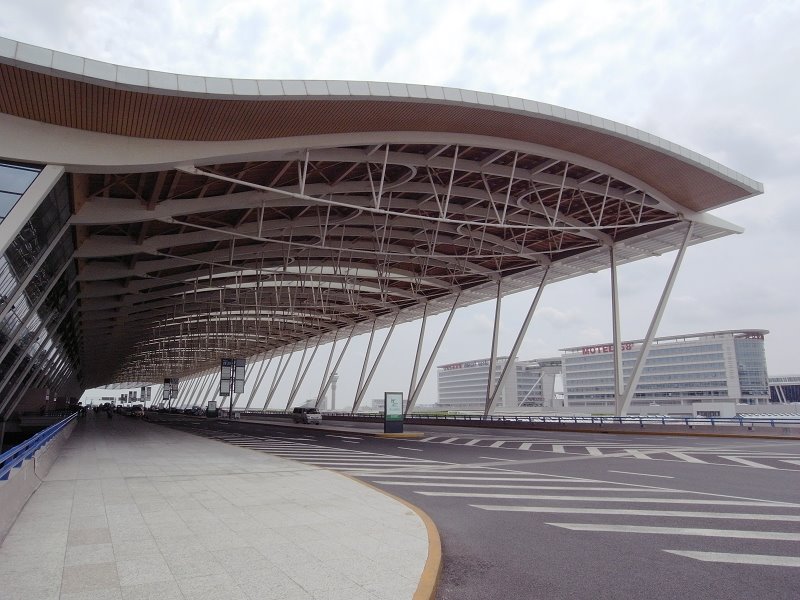 Pudong Int'l Airport T2 by Justin Zhu