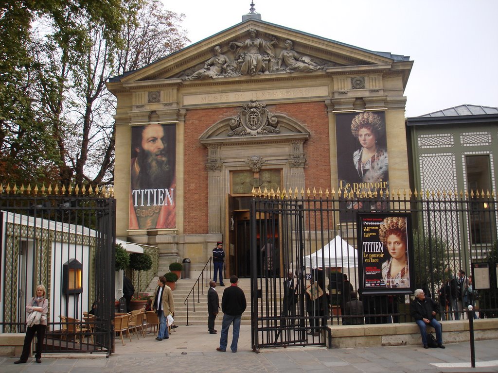 Musee du Luxembourg by Ignacio Balassanian