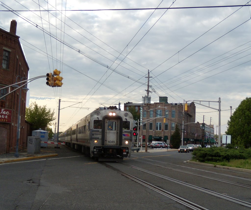 NJ Transit train approaching Red Bank Station by =Mark