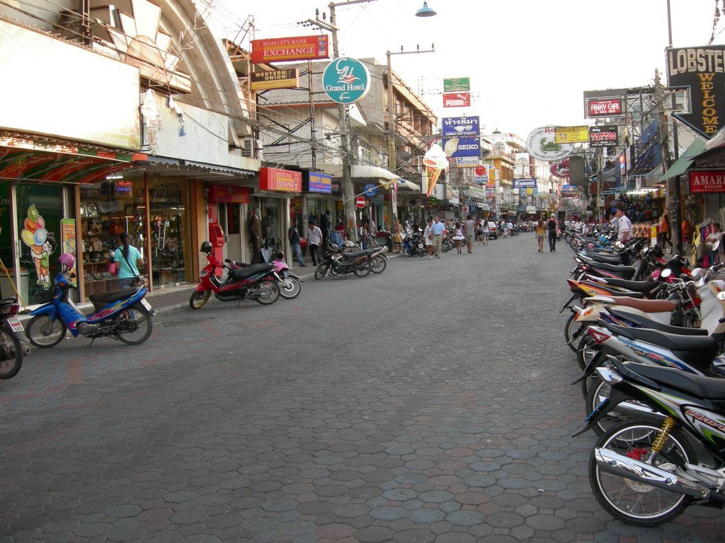 Walking Street by ThomasD