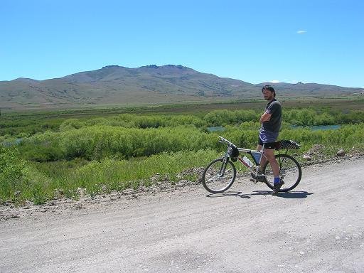 Camino_al_Huechulafquen by Sergi0