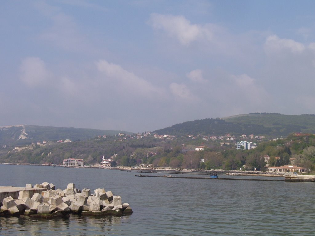 Balchik - A lovely old town by bogdanm101