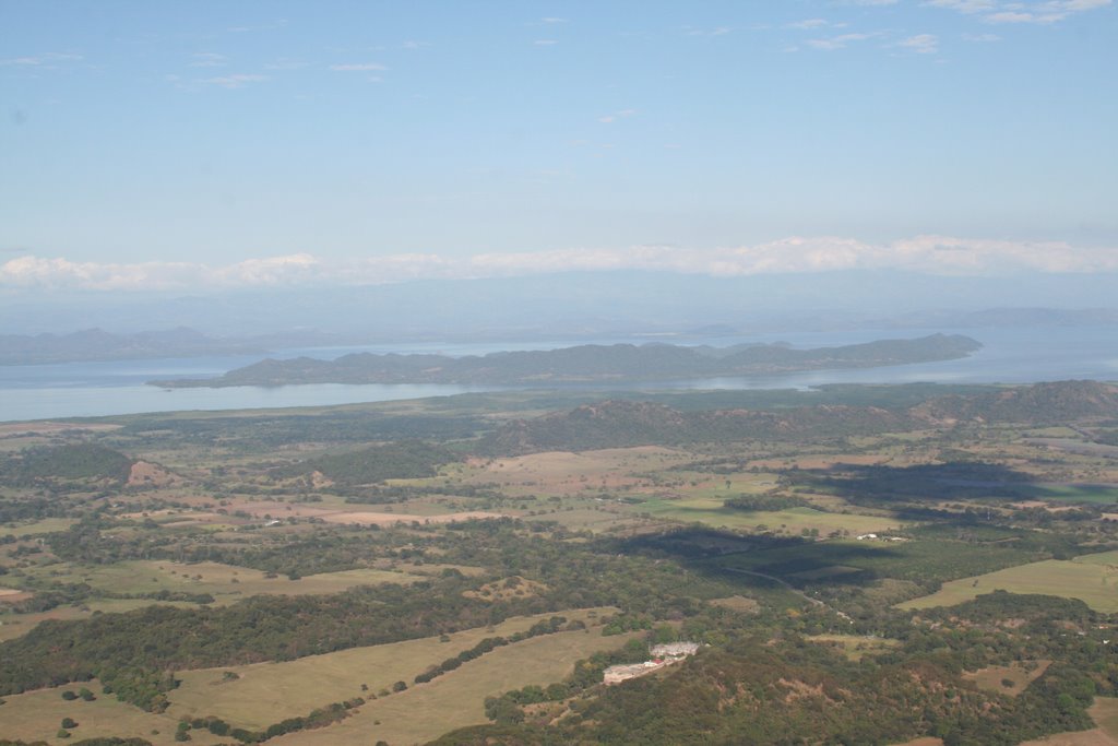 ISLA CHIRA VISTA DESDE CERRO ZAPOTAL, NANDAYURE by Cristian Aguirre G.