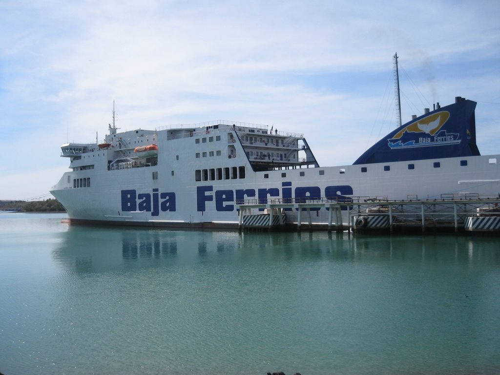 Ferrie baja ferries by Jorge BaHe