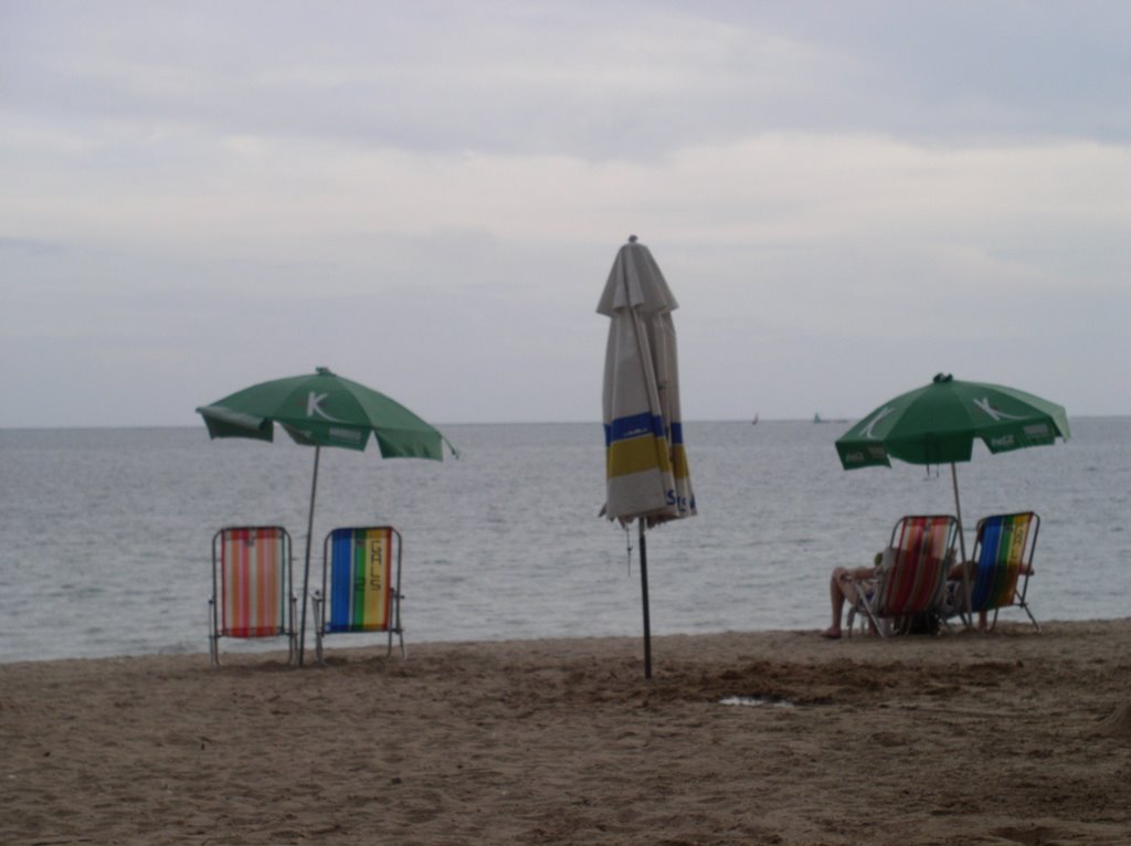 Ponta Verde Umbrellas by ricardobustos1