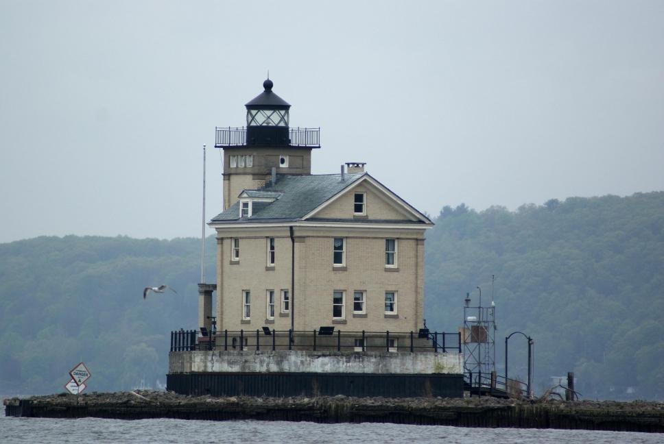 Kingston Lighthouse by dadarg