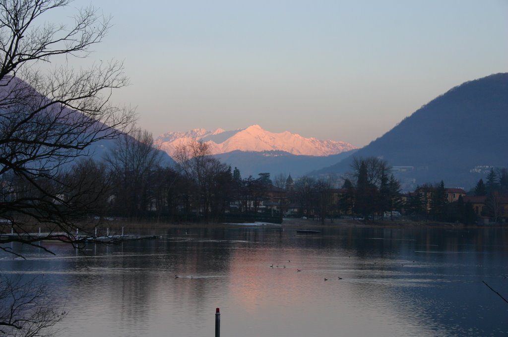 Between P. Ceresio and Lavena by Michael Goggioli