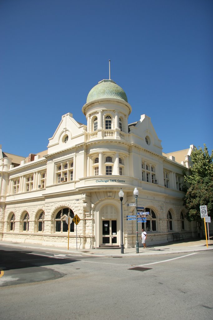 Challenger TAFE Centre by Takahashi Masaki