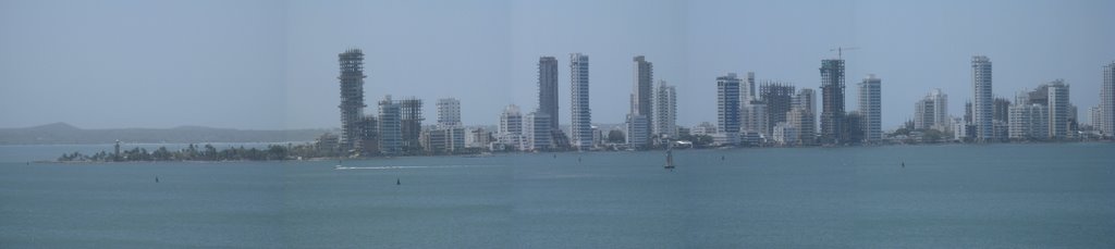 Cartagena Harbour by daVillacher.at