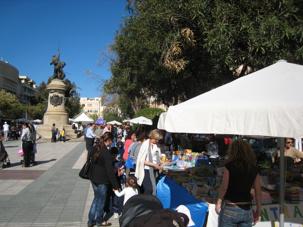 Ibiza Mercado del Libro by Valentín Martínez