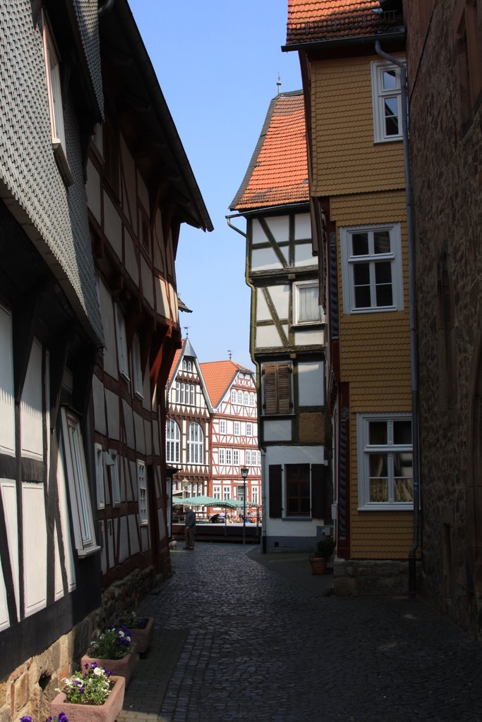 Altstadtgasse in Fritzlar by Clemens Gilles