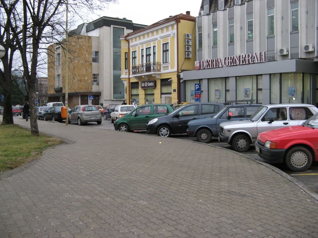 Kragujevac, Trg Vojvode Radomira Putnika by Dejan Kovačević