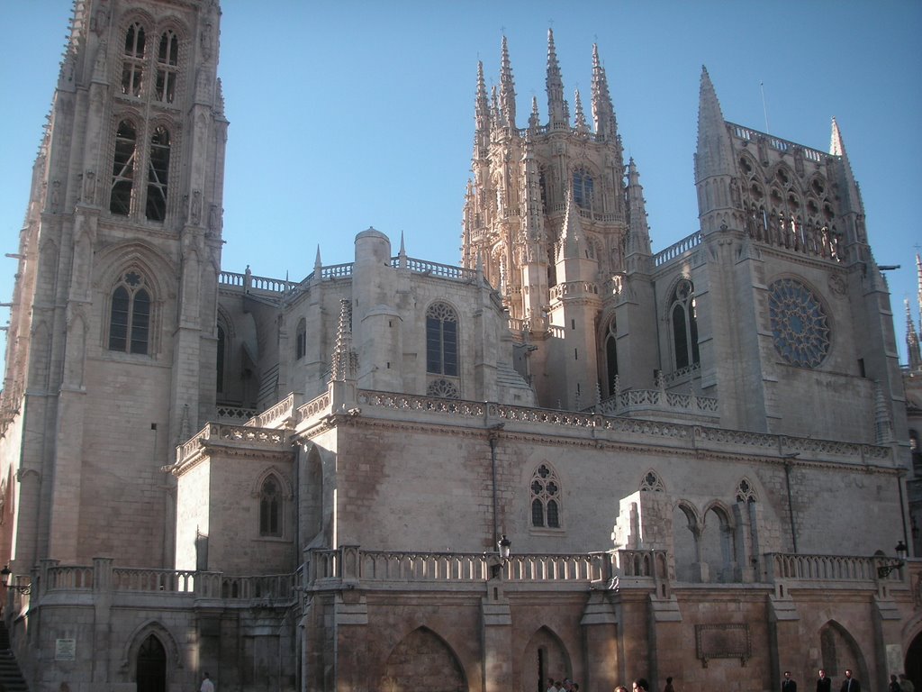 Catedral Burgos Restaurada by Daniel Helguera