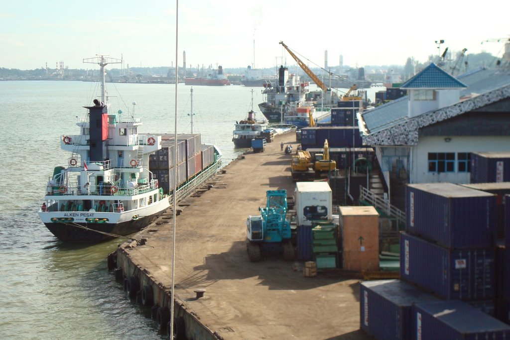 Port of Balikpapan, Indonesia by God L. Dumoran