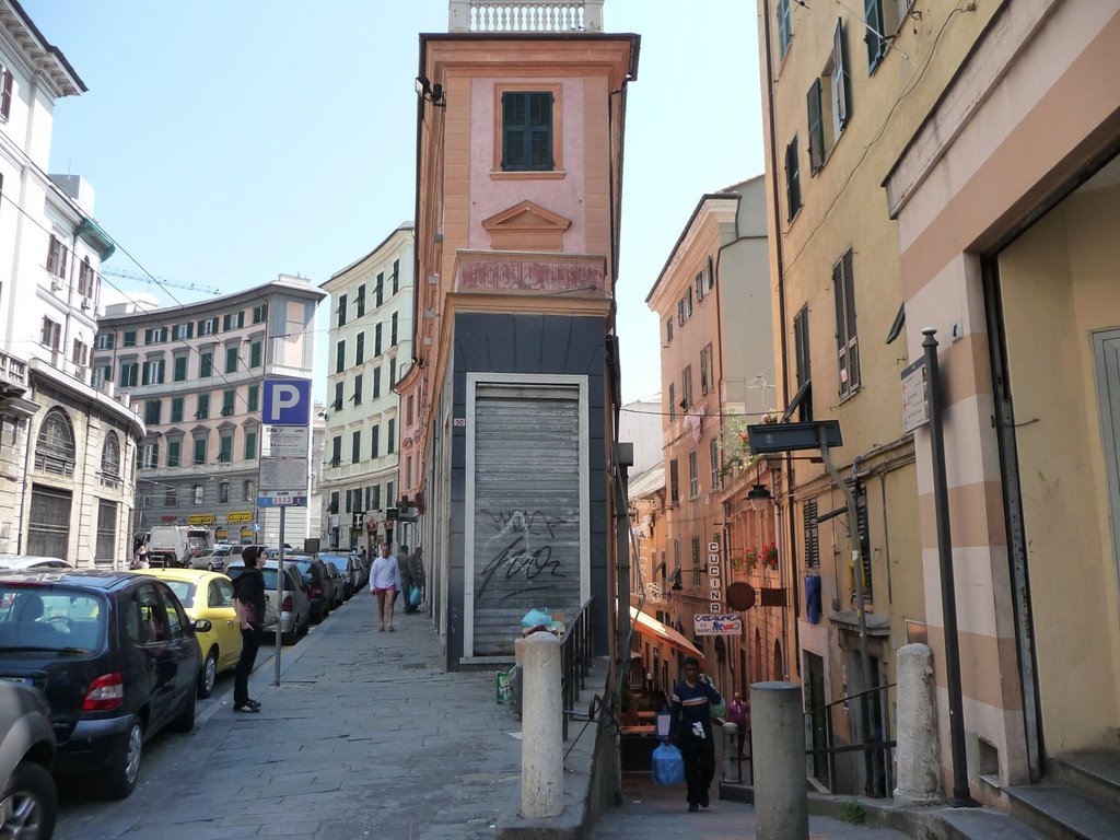 Prè, Genova, Italy by boiamondo