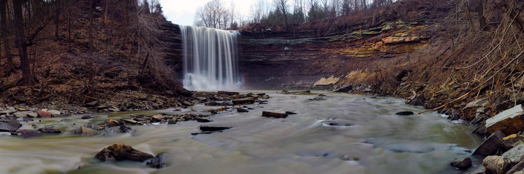 Lower Balls Falls panorama by Indonesia Jones