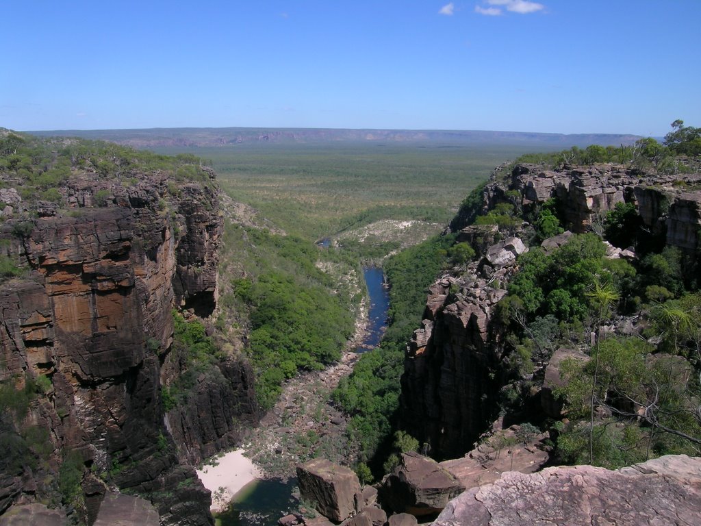 View from top of Jim Jim Falls by dan.gavin