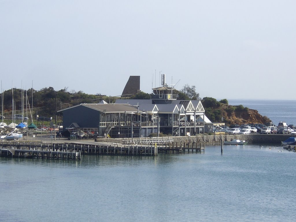 View of Schnapper Point by SHoweMBOU