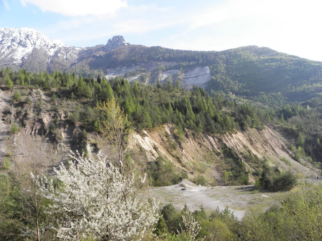 Frana deVajont by José Claudio Marcott…