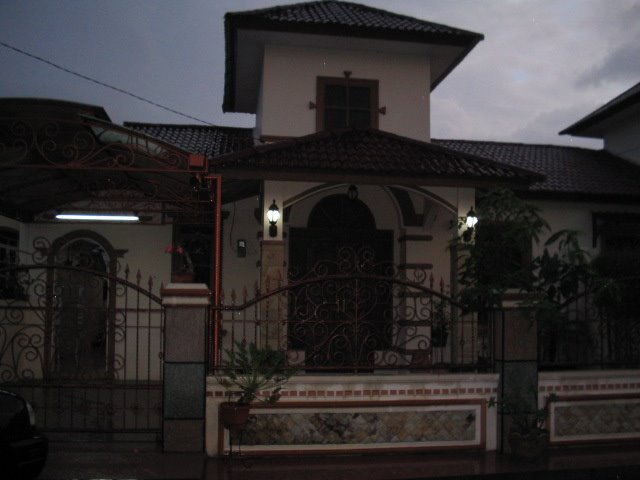 Rumah Nanta - Villa Mutiara Johor blok B 12 A by nanta