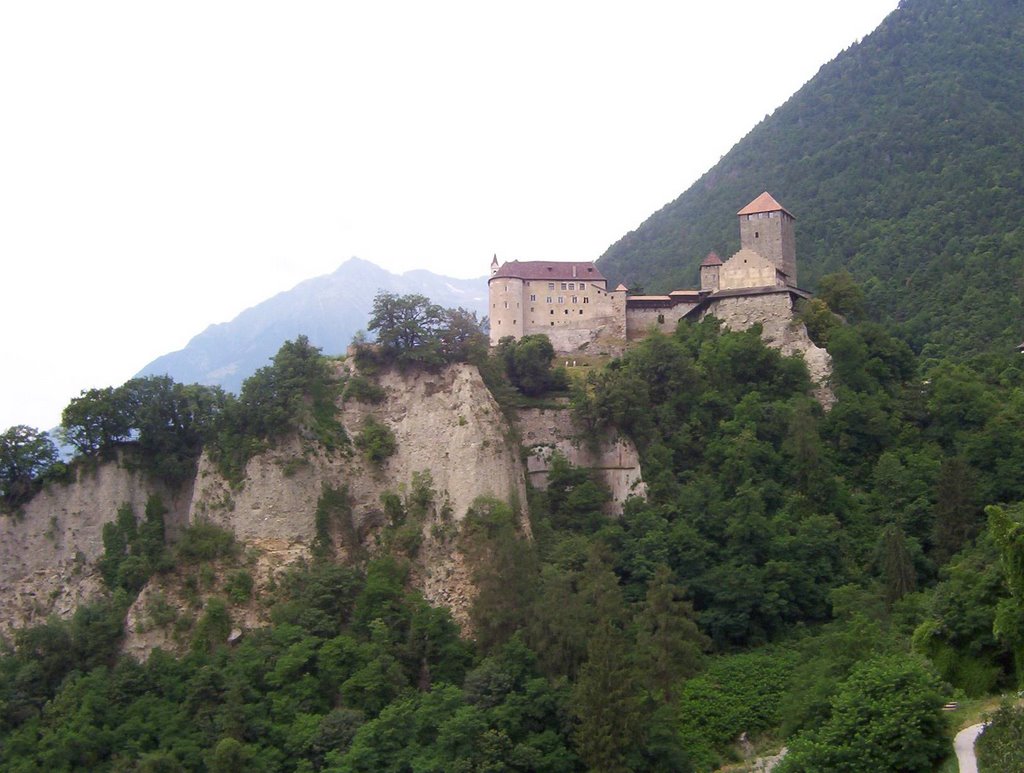 Dorf Tirol Festung 03 by Klaus Brink