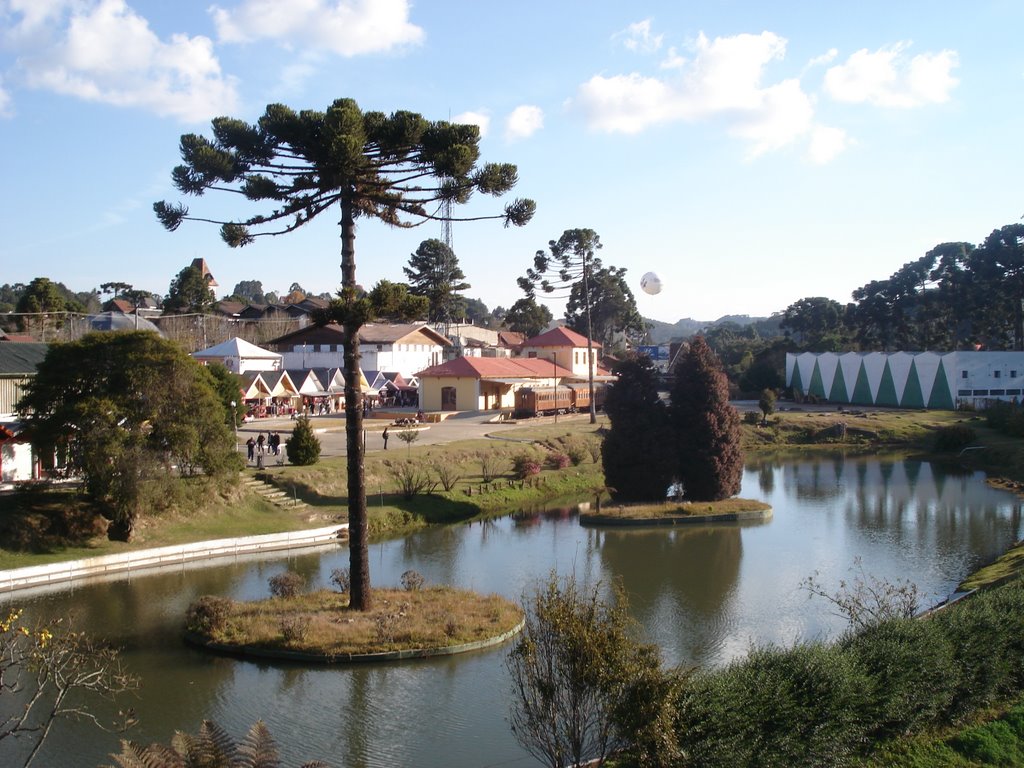 Lago Capivari,Campos do Jordão by Daniel Guerreiro Cav…