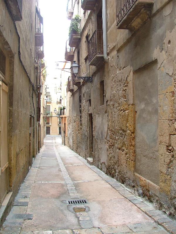 Calle en antiguo Tarragona by Fam. Denkers