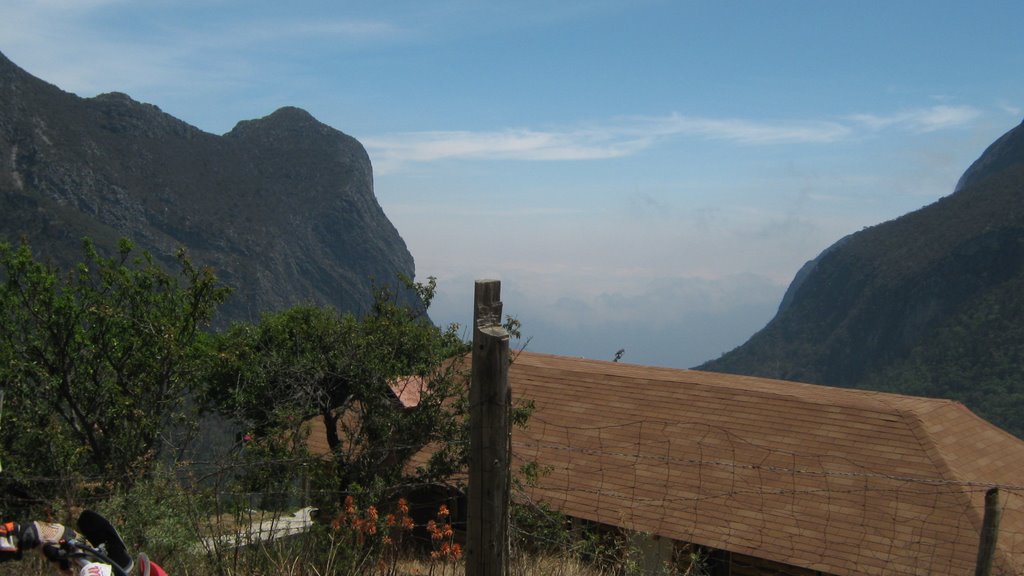 MESA DEL OSO LOOKING EAST by CAPITAN BRIONES