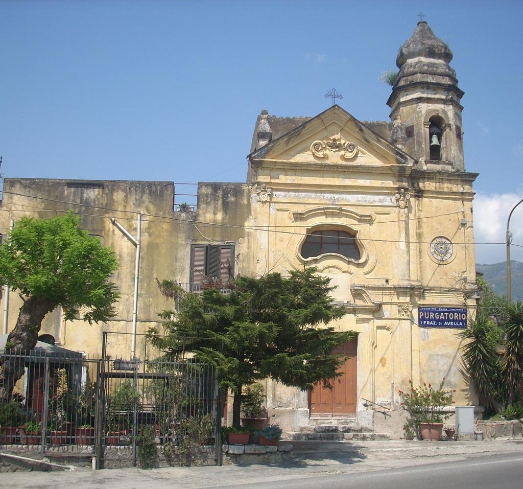 (AV) - Purgatorio fraz. di Avella - orologio Chiesetta di S. Ciro (2) (foto di Vincenzo Valletta) by orologi.a.sei.ore