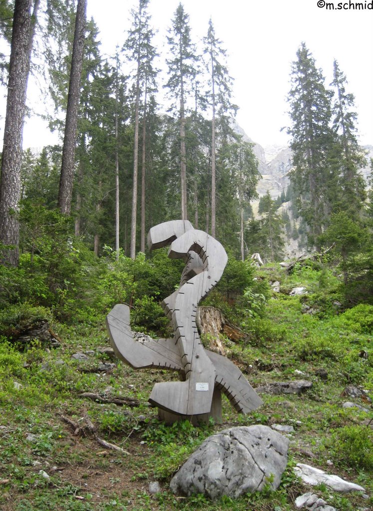 Skulptur_Oeschinensee_2007 by wakantanka