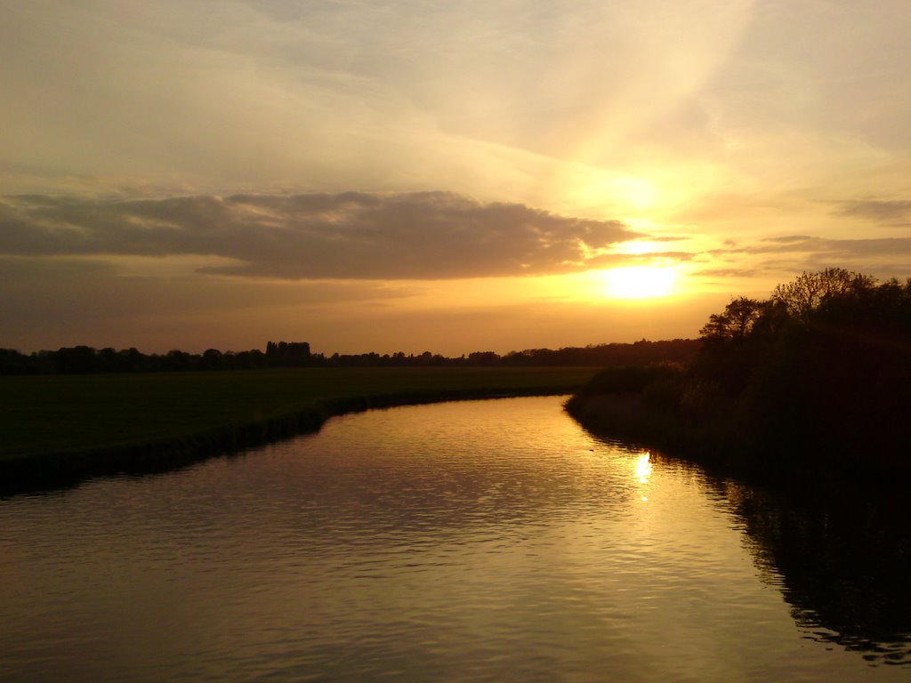 Sunset from the rowing club by trickey701