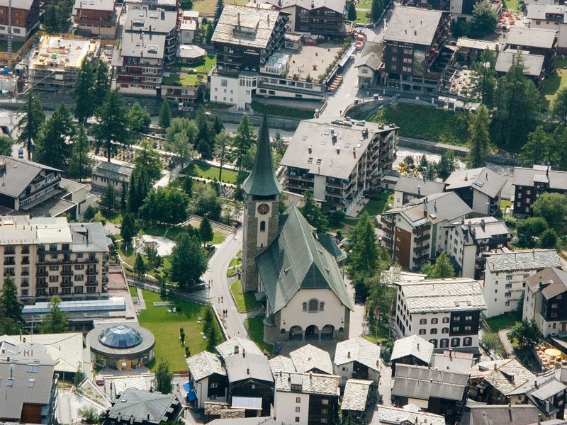 Pfarrkirche Zermatt by Phil McIver