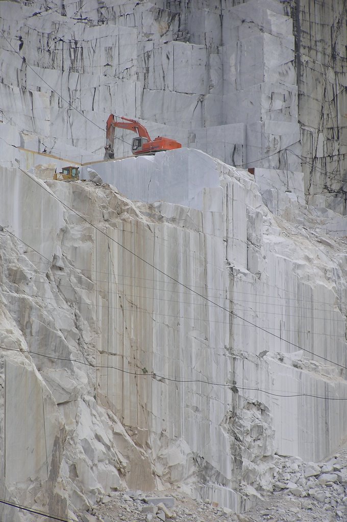 Carrara Marble by Josef Zisterer