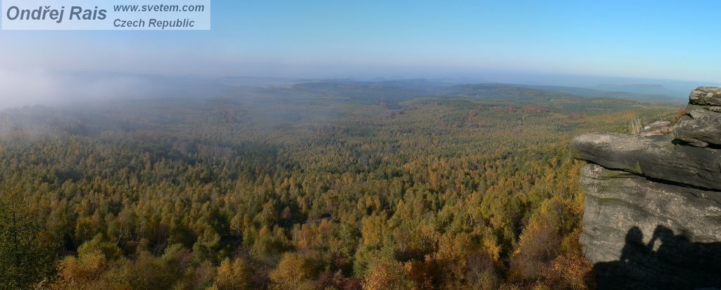 Děčínský sněžník - panorama směr Ostrov by Ondřej Rais