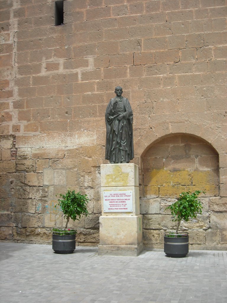 Al obispo Diego Ventaja Milán. Almería, mayo de 2006 by viajeroandaluz