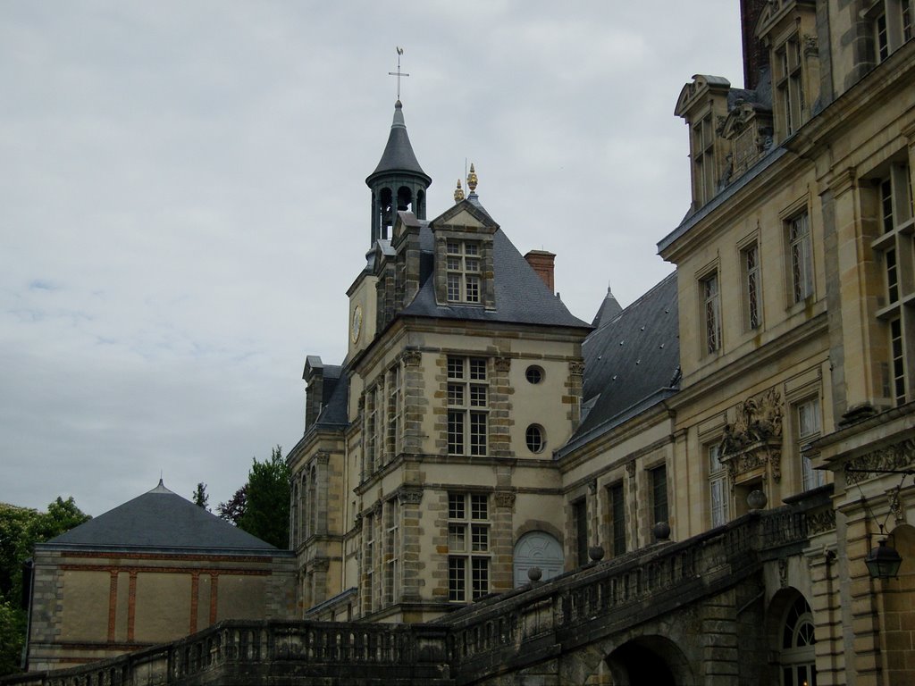 Vista paço de Fontainebleau by Jose Pinto