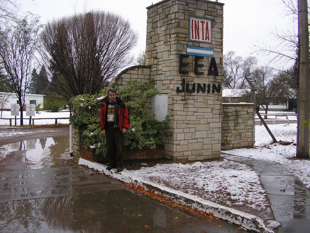 INTA Junín con nieve by Jaime Ortego