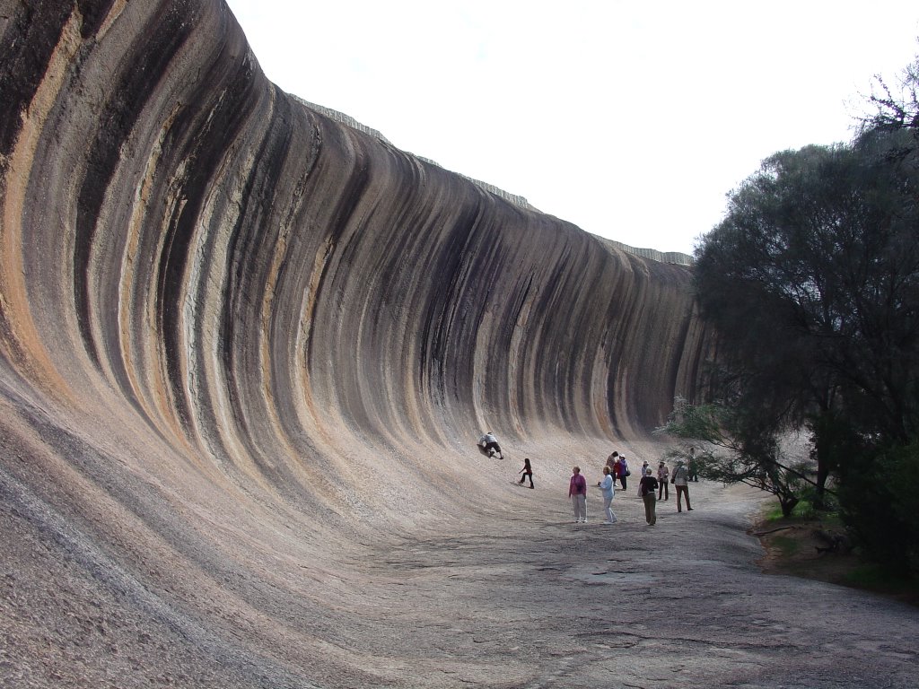 Hyden - Wave Rock by Derek Graham