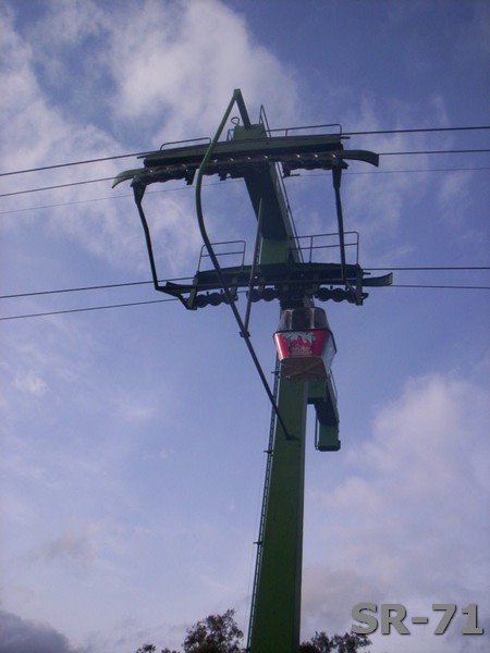 Torre del TelefericoCasa de Campo by SR-71