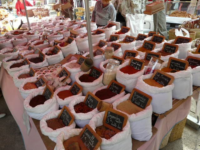 Marché de Saint - Tropez by JCS 68