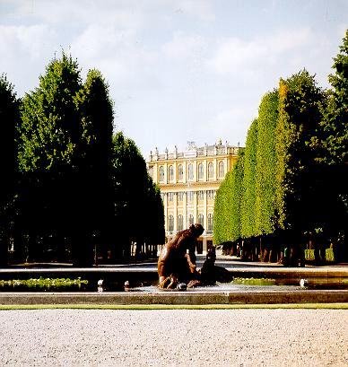 Schloss Schönbrunn by AlrunVomZinnberge