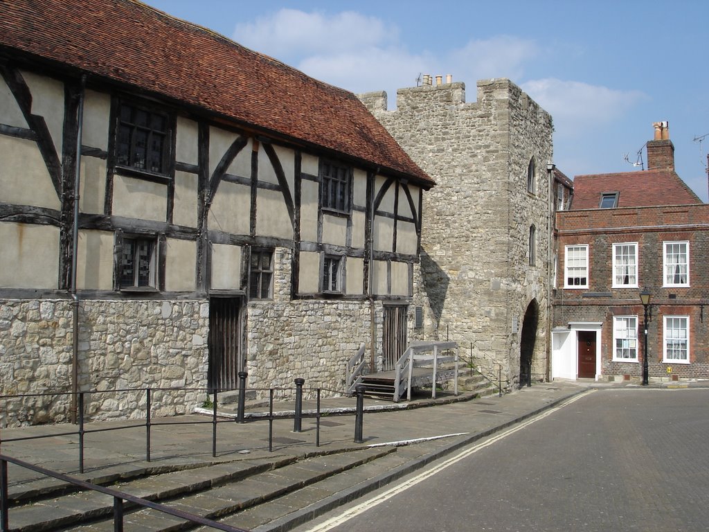 Southampton Tudor Merchants House by Honeyz